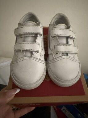 Vans Kids White Double Velcro Sneakers